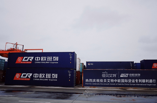 里程碑！澳優(yōu)旗下佳貝艾特提前跨過(guò)20億，引領(lǐng)羊奶從細(xì)分走向主流5