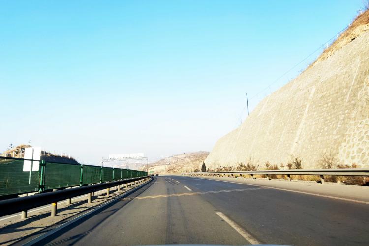 春運路上帶娃自駕 牢記七點