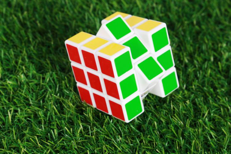 網(wǎng)紅玩具是一個值得投入的細分品類么？