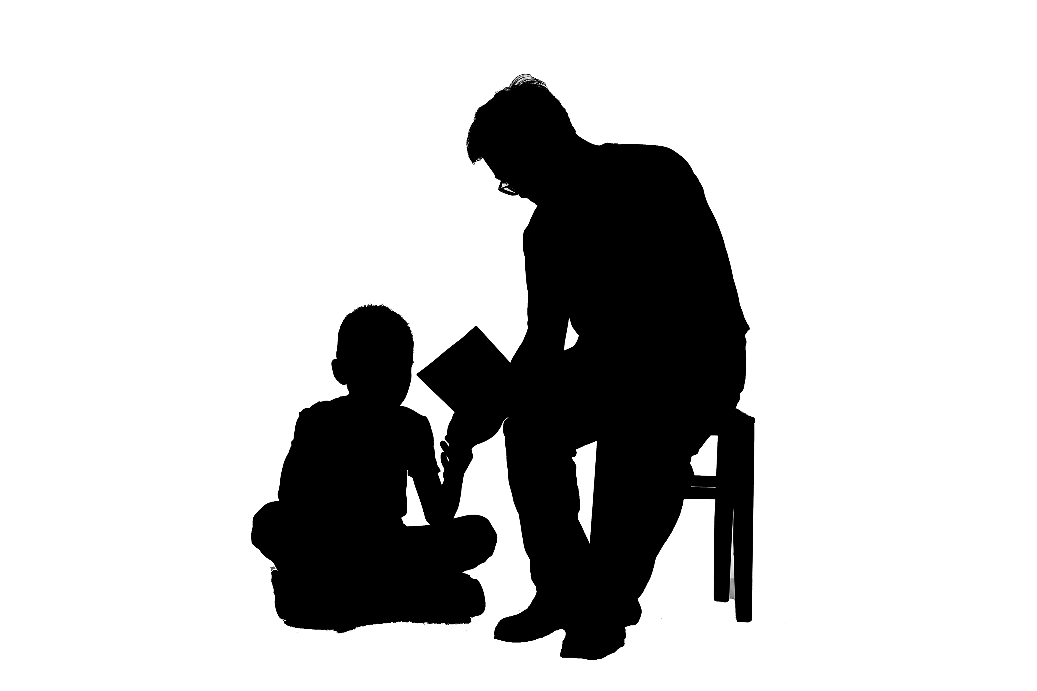 父親對(duì)孩子影響力比母親高 應(yīng)多參與育兒