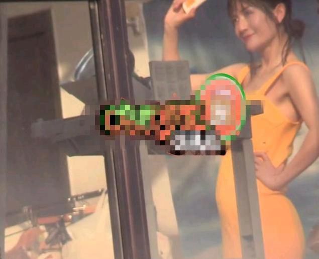 發(fā)福or懷孕？38歲謝娜拍廣告時小腹隆起 疑懷二胎