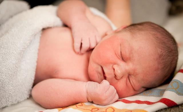 新生兒的天生能力，新手父母需要了解