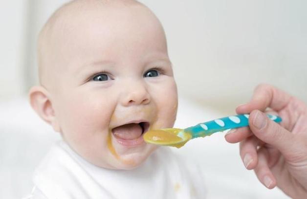 輔食米粉要給孩子吃多久？