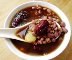 對女性來說超級健康的補(bǔ)血營養(yǎng)食物