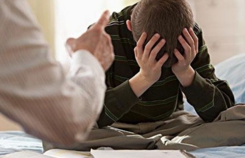 對(duì)比式育兒對(duì)孩子傷害大 親子關(guān)系也會(huì)惡化