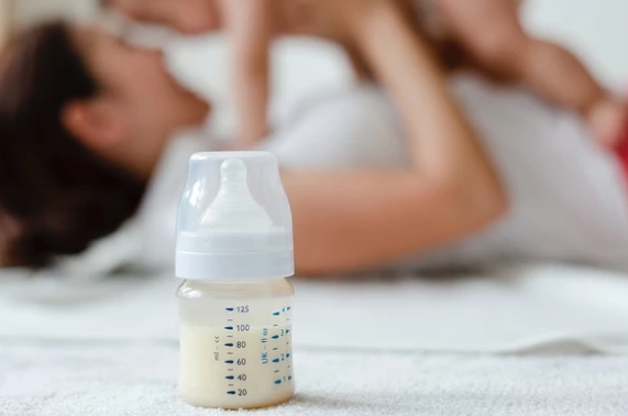 混合喂養(yǎng)寶寶 要堅守這2個原則