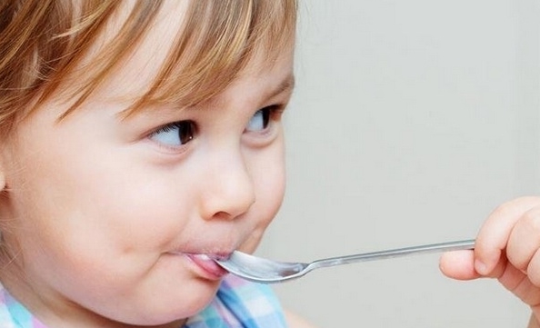 可以用肉湯喂寶寶嗎？寶寶吃什么輔食好？