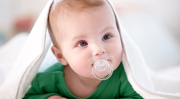 寶寶為什么總是揪耳朵？寶寶總是揪耳朵是怎么回事？