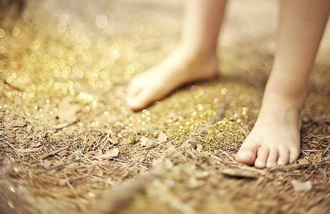 兒童扁平足危害多，千萬(wàn)要警惕