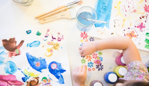 少兒美術(shù)，創(chuàng)意比“畫得像”更重要！