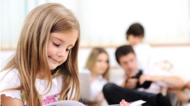 怎樣訓練孩子的語言發(fā)育？良好的輔助教材很有效