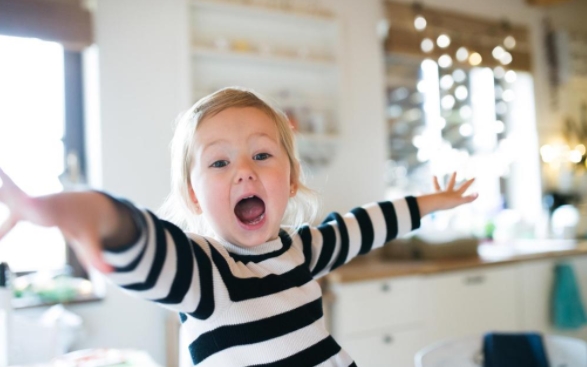 讓孩子哭也是一種培養(yǎng) 哭或是規(guī)則建立中的一種能力