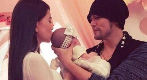 周杰倫曬女兒照片 細(xì)節(jié)看出父愛滿滿