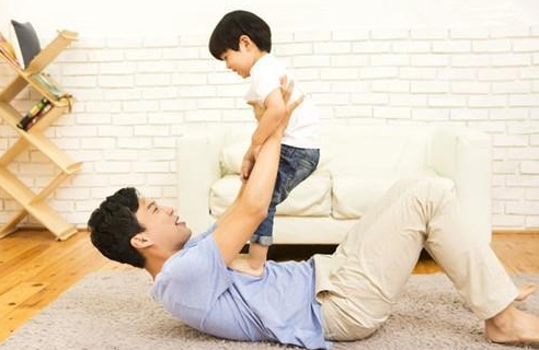 孩子的智力和性格是由父母誰的基因決定？