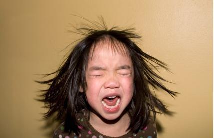 突然有一天寶寶特別愛發(fā)脾氣 這到底是怎么回事?