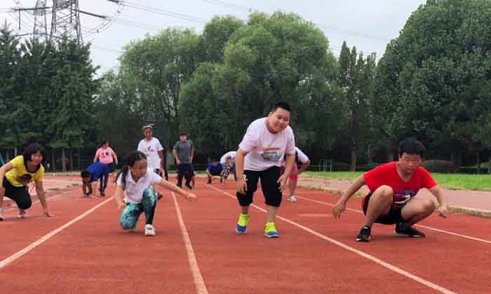 開學(xué)后孩子超重被嘲笑 科學(xué)減肥做到這10項