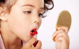 當(dāng)孩子進(jìn)入審美敏感期 聰明的家長(zhǎng)怎么正確引導(dǎo)