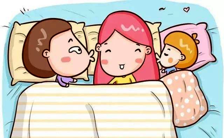 寶寶睡覺(jué)哪種更好 左右側(cè)睡還是躺著睡？