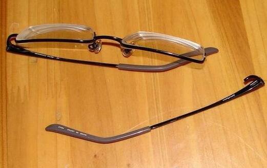 屢屢謊稱眼鏡被孩子弄壞 男幼師行騙多名家長受刑罰