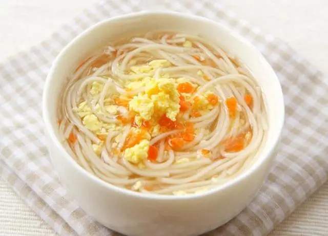 試試這款寶寶面條，孩子愛吃到舔碗