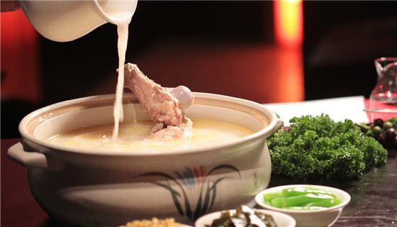 骨頭湯真的能補(bǔ)鈣嗎？其實并不然