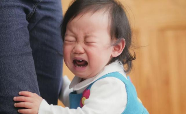 孩子任性、不聽話？爸爸媽媽的這三種行為有很大關(guān)系