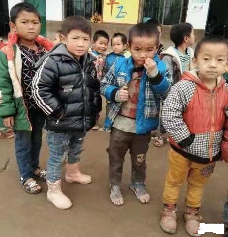 這4種棉鞋上“黑名單”，家長們給孩子買鞋要注意了