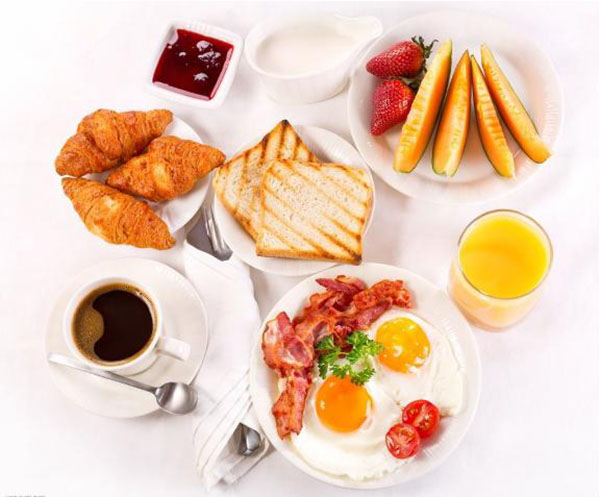 這種早餐敷衍又有害，無數(shù)中國(guó)家長(zhǎng)仍在給孩子吃