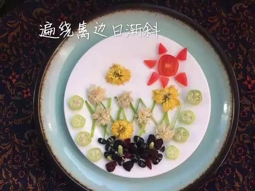 80后寶媽自創(chuàng)“詩(shī)詞早餐”，網(wǎng)友羨慕表示：想學(xué)