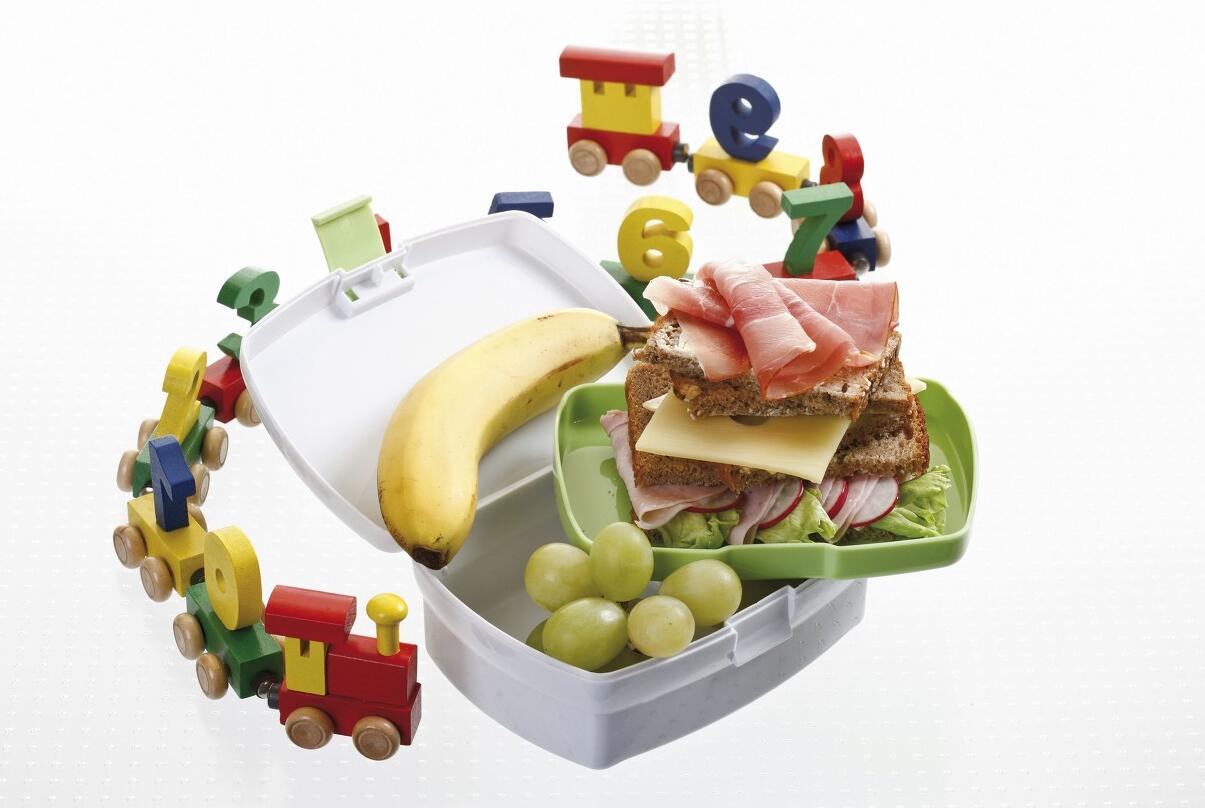 寶寶便秘時要注意調(diào)節(jié)腸道菌群平衡，更利促進順暢排便