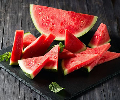 入秋后天氣變涼，少給孩子吃這三種水果