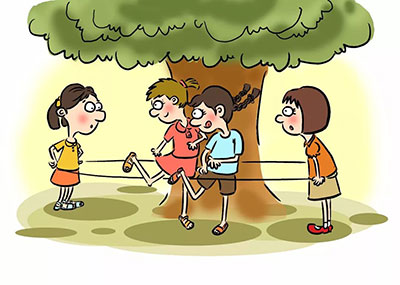 孩子說沒人跟他玩，你的態(tài)度直接影響他的社交力