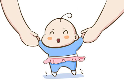 寶寶學(xué)步期，到底需不需要穿鞋？