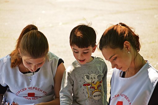 家長應(yīng)該如何與孩子溝通？抓住這4個(gè)關(guān)鍵小細(xì)節(jié)