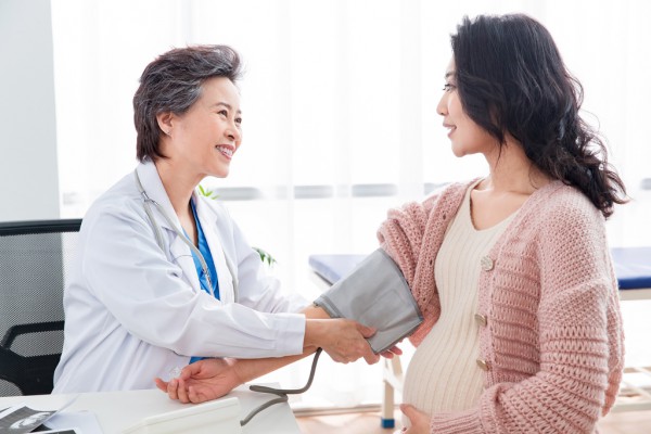 孕婦為什么要做尷尬的內(nèi)檢？這幾點(diǎn)準(zhǔn)媽媽們要了解