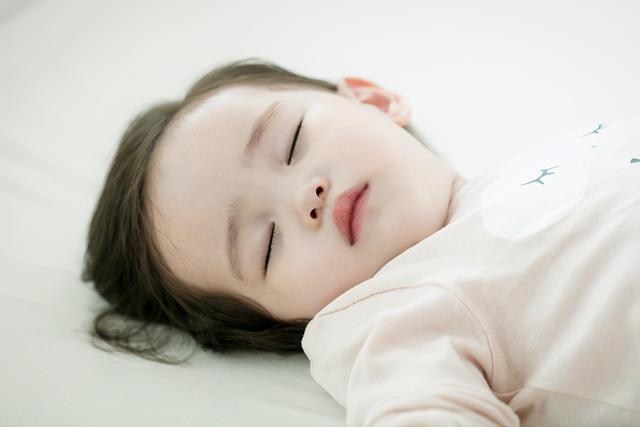 寶寶怎么總是晚上睡不好？