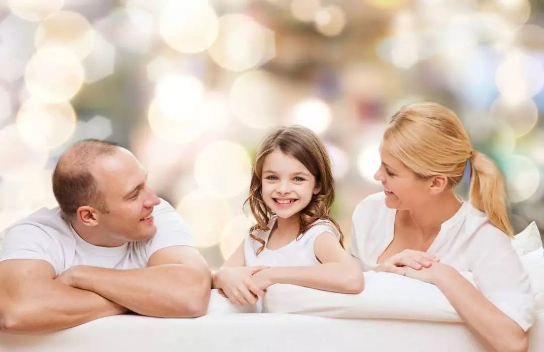 家長要扮演好調(diào)控、疏導孩子情緒的角色