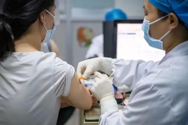 廣東新一輪甲流高峰來了？專家研判→