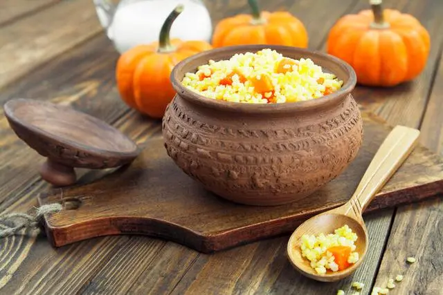 每天一碗小米粥，血糖會(huì)不降反升嗎？醫(yī)生告訴你真相