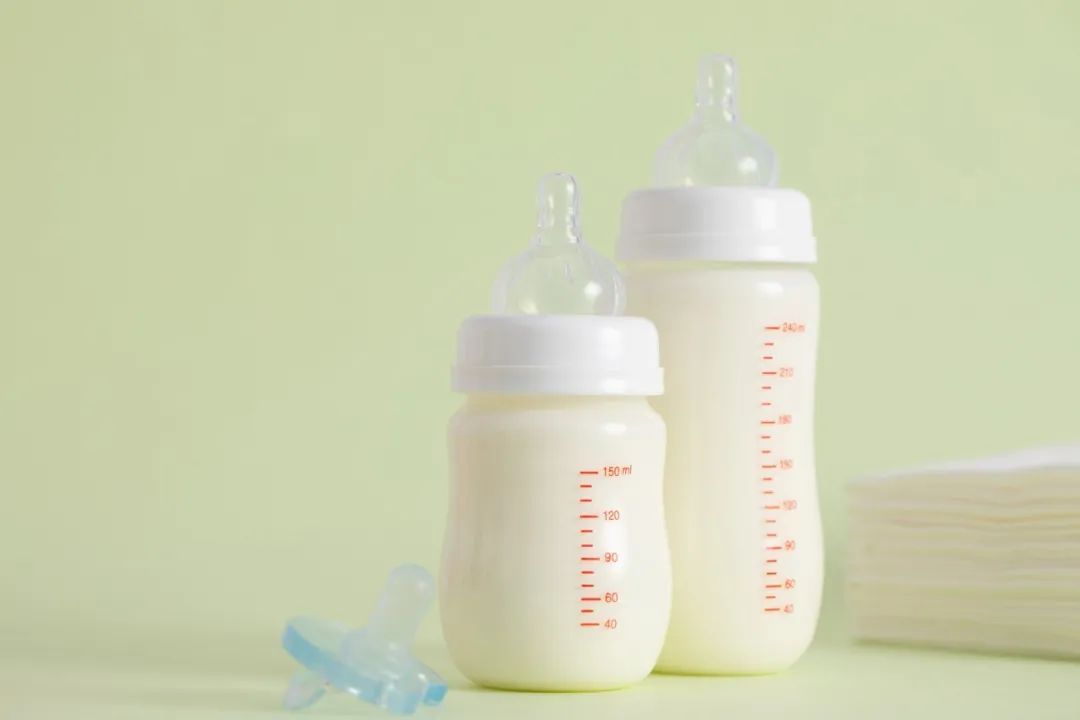 重視奶瓶、水杯的選擇！別讓微塑料悄悄傷害寶寶