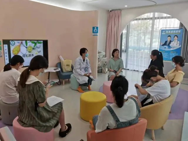 重返職場的孕媽該如何進(jìn)行母乳喂養(yǎng)？這幾點(diǎn)要注意