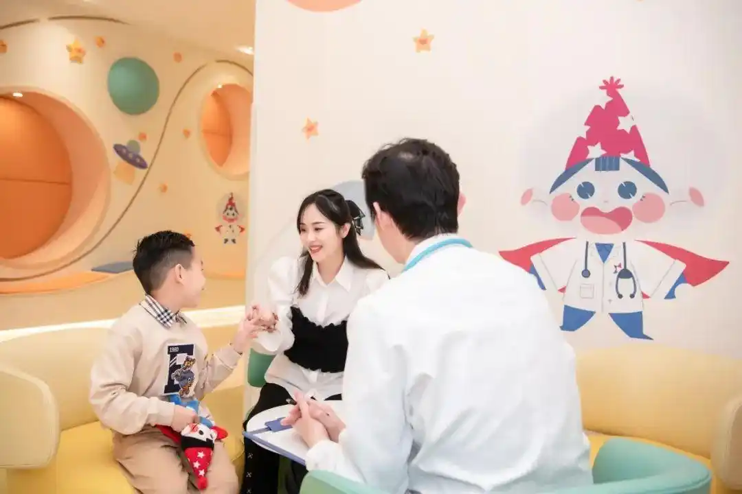 孩子面臨“情緒低谷”？別急著責(zé)備，他們可能真的“有點(diǎn)難”