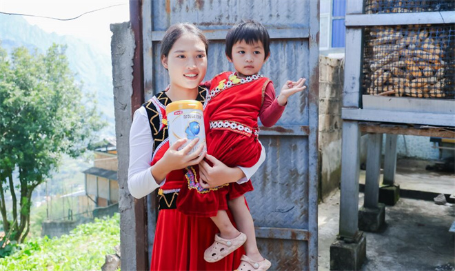 超凡守護(hù) 為愛前行｜金領(lǐng)冠50°超凡守護(hù)公益行動(dòng)走進(jìn)云南怒江