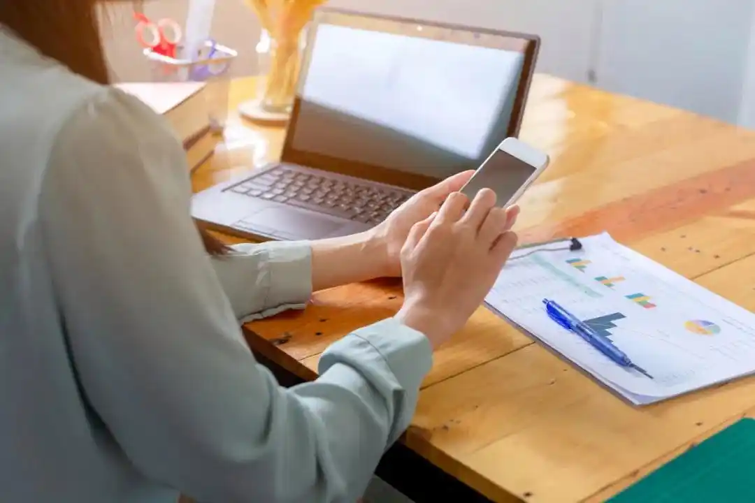 快停下！這 4 個生活習(xí)慣容易引起血栓，很多人都有！