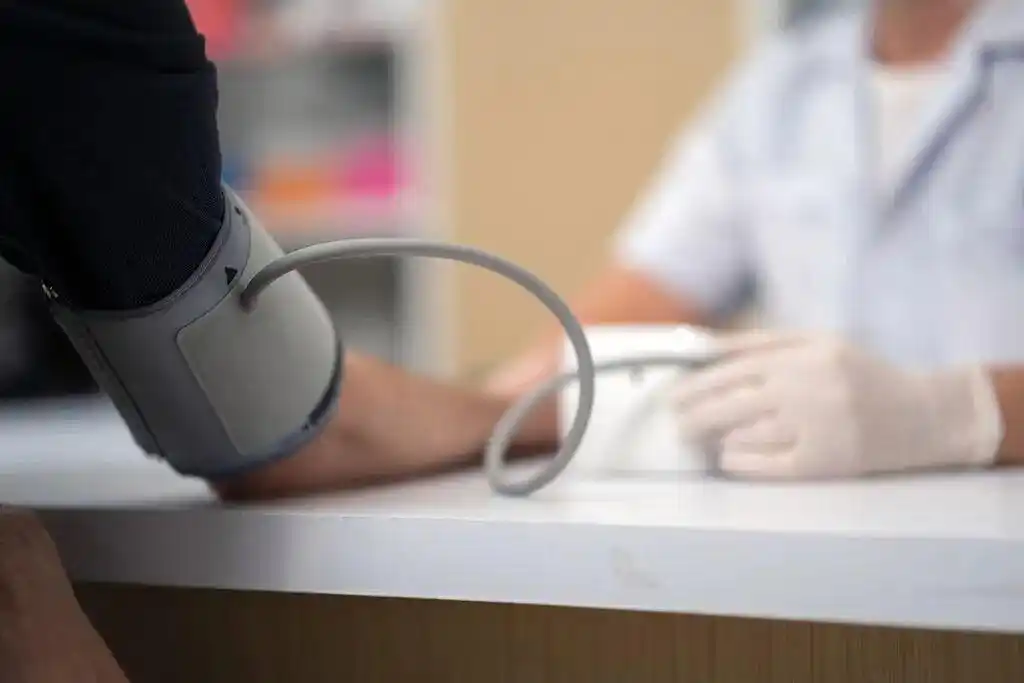 做到6個生活習慣，能降血壓！轉發(fā)收藏